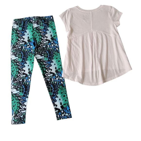 Nike Green and Blue Outfit - Picture 2 of 3